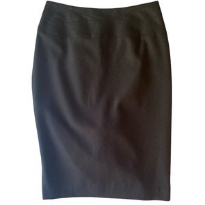 Worthington Pencil Skirt black white dots lined size 2